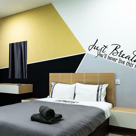 Southwest Designer Suite By D Imperio Homestay Penang Bayan Lepas Exteriér fotografie